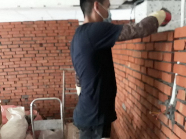 台中中區磚牆隔間, 綠川街磚牆隔間, 台中磚牆隔間