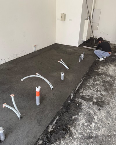 台中泥作打底, 台中地面打底墊高工程, 台中水泥施工, 台中水泥灌漿工程, 台中地坪修正, 台中水泥砂漿墊高打底整平, 台中打底粉光, 
                                台中地坪工程, 台中水泥地坪工程, 台中泥作工程, 台中水泥粉光地坪, 台中水泥自平流地坪, 台中地坪打底, 台中鋪水泥, 台中地坪粉光, 台中地坪灌漿, 台中混泥土灌漿, 台中整地工程, 台中泥作土水工程承包, 台中地板翻修, 台中地坪施工