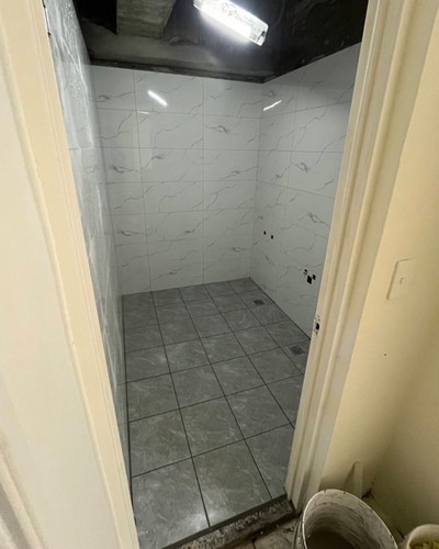 台中壁磚地磚鋪貼施工, 台中貼壁磚, 台中鋪地磚, 台中貼磁磚, 台中磁磚工程, 台中浴室磁磚施工, 
                                台中磁磚破損更換, 台中貼地磚, 台中地磚修補, 台中拋光石英磚, 台中舊屋翻新, 台中貼壁磚地磚, 台中民宿裝修, 台中房屋結構補強居家修繕, 台中房屋裝修, 台中舊屋翻新, 台中房子結構補強