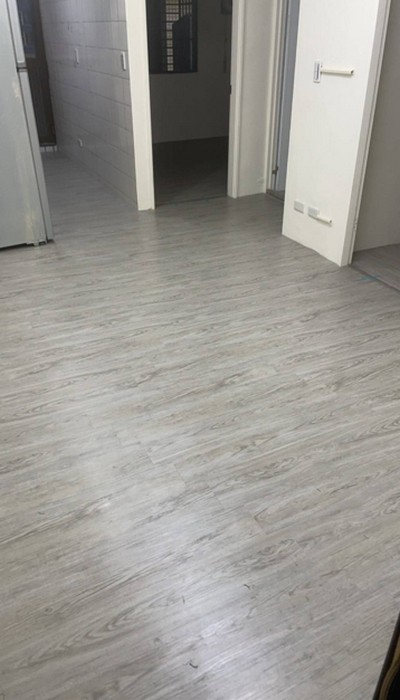台中石塑地板施工, 台中木地板施工, 台中鋪木地板, 台中耐磨地板施工