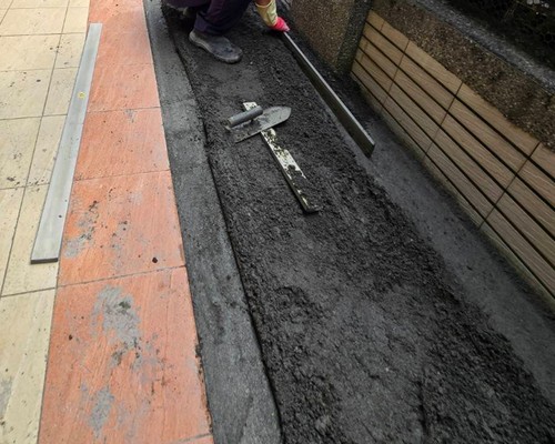 台中地坪灌漿, 台中混泥土灌漿, 台中整地工程, 台中綁鋼筋, 台中貼地磚, 台中泥作土水工程承包, 台中地板翻修, 台中地坪施工, 台中貼磁磚, 台中磁磚工程