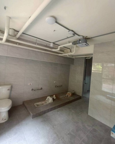 台中廁所改建工程, 台中改建廁所費用, 台中浴室翻新, 台中浴室改建, 台中浴廁整修, 台中浴廁翻新, 
                                台中浴廁翻修, 台中貼地磚, 台中鋪地磚, 台中浴廁整修, 台中舊屋翻新, 台中貼壁磚地磚, 台中浴室裝修, 台中居家修繕, 台中房屋裝修, 台中舊屋翻新, 台中浴室翻新