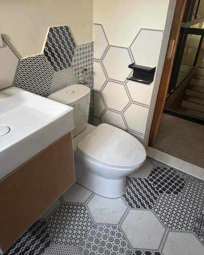 台中磁磚修繕工程, 台中磁磚施工, 台中壁磚地磚鋪貼施工, 台中貼壁磚, 台中鋪地磚, 台中貼磁磚, 台中磁磚工程, 台中浴室磁磚施工, 
                                台中磁磚破損更換, 台中貼地磚, 台中地磚修補, 台中拋光石英磚, 台中舊屋翻新, 台中貼壁磚地磚, 台中民宿裝修, 台中房屋結構補強居家修繕, 台中房屋裝修, 台中舊屋翻新, 台中房子結構補強